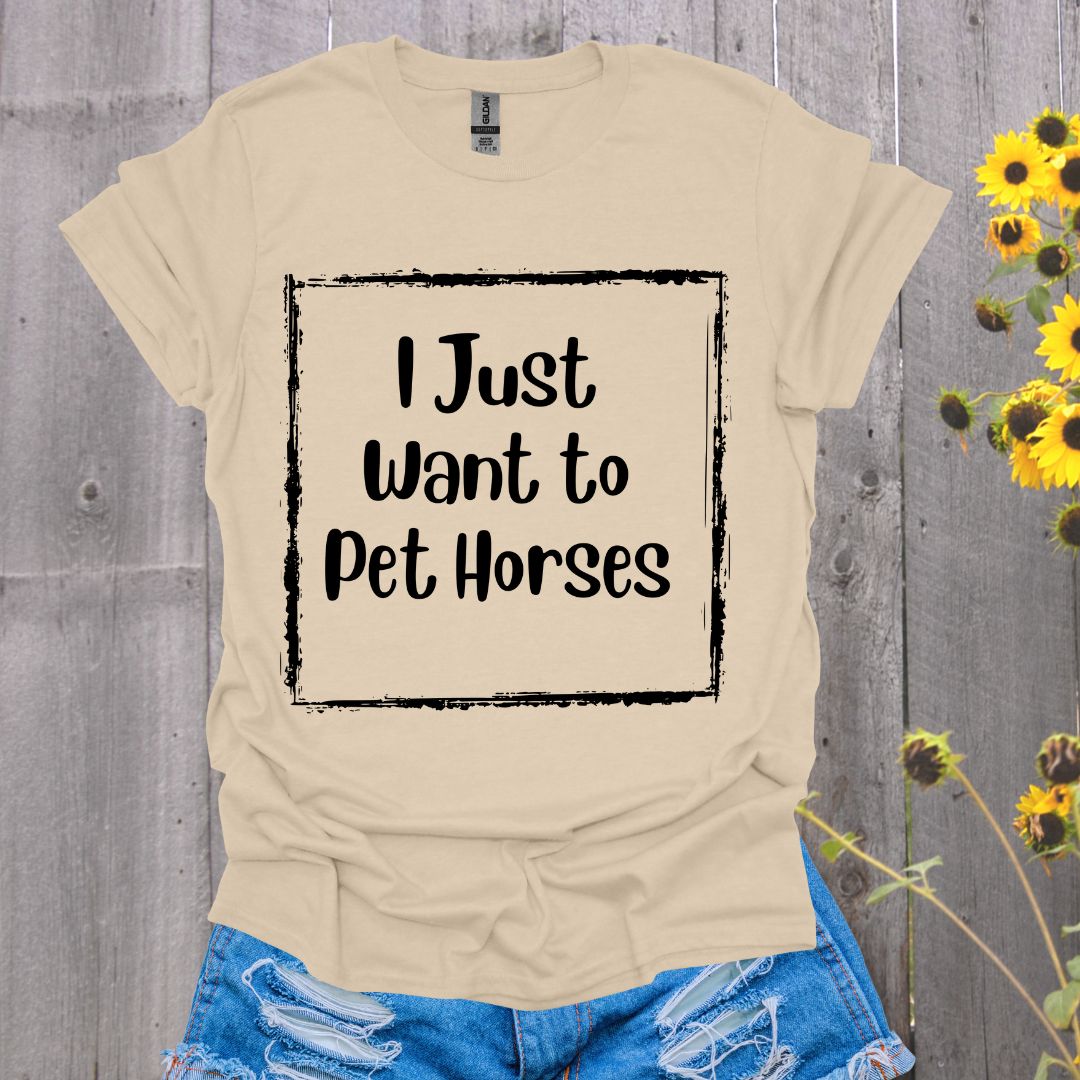 I Just Want to Pet Horses Softstyle T-Shirt