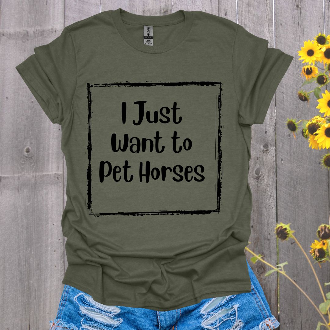 I Just Want to Pet Horses Softstyle T-Shirt